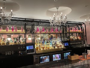 XOXO Dining Room place picture